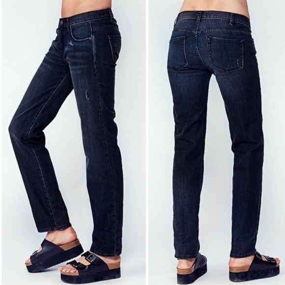 Free People Distressed Boyfriend Jeans - Picture 2 of 7